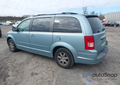 2008 Chrysler Town & Country Touring from USA, damaged, VIN 2A8HR54P38R714194